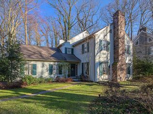 221 Glenn Rd, Ardmore, PA 19003