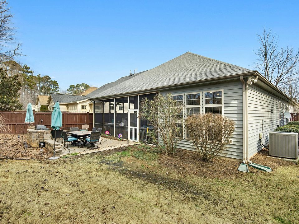 1st image of 6103 Leesburg Ln