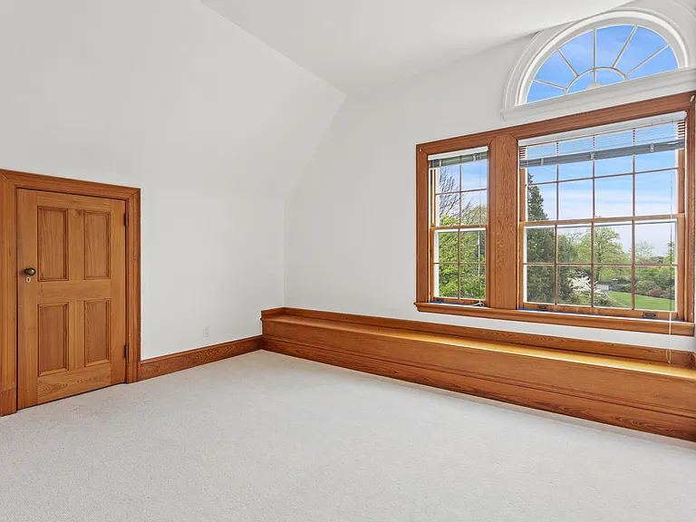 98 Byram Shore Rd #1 — Photo 12