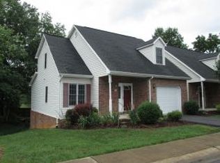 9 Cherokee Ridge Ct, Johnson City, TN 37604