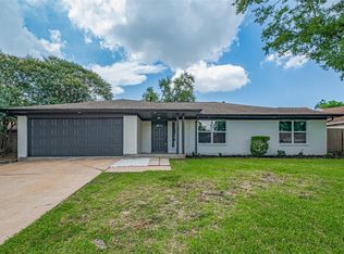 3407 Coachlight Ln, Baytown, TX 77521
