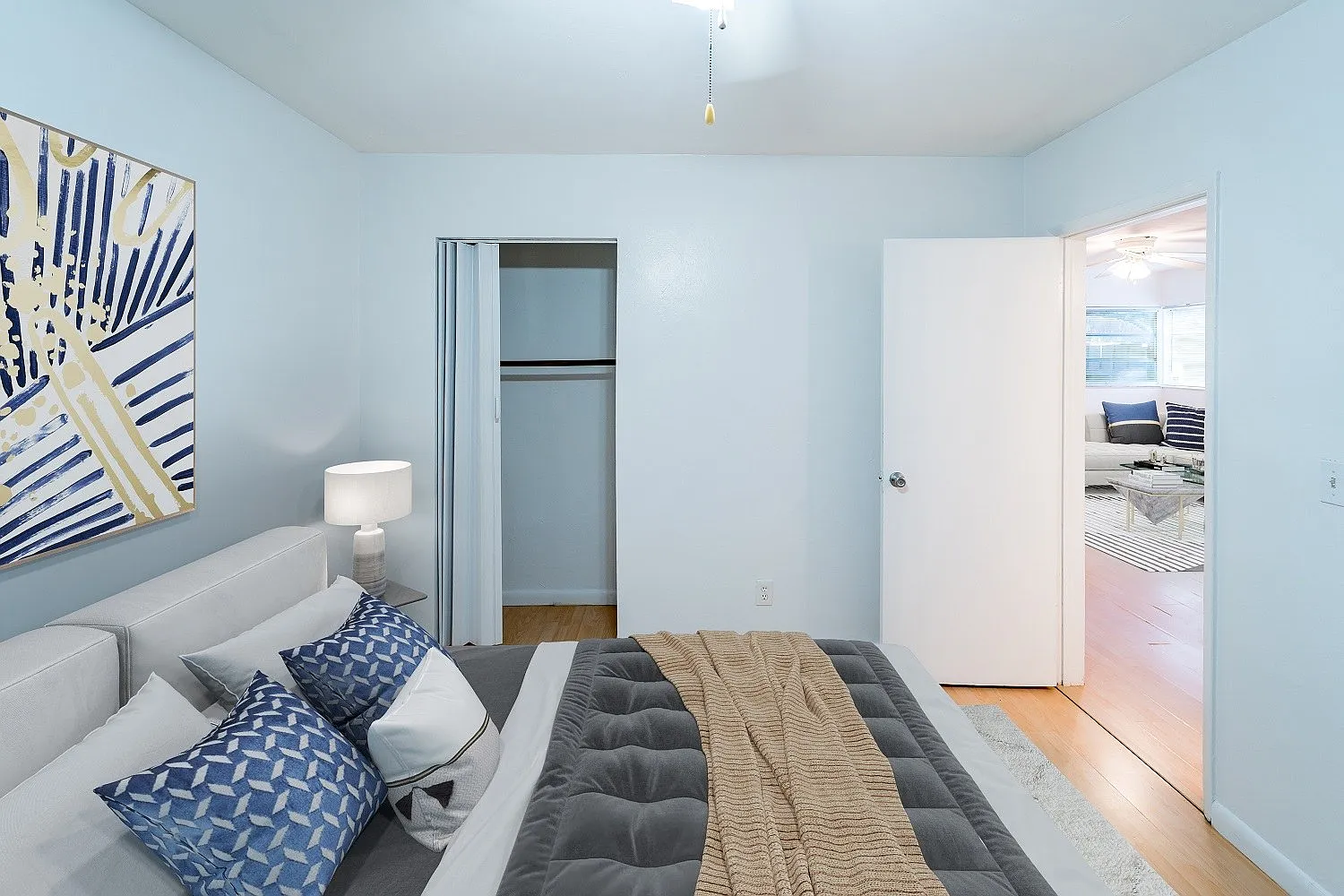 Tropical View Apartments — Photo 2