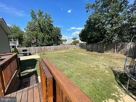 4th image of 11229 Griffith Way