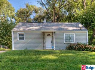 14 Martinview Rd, Bellevue, NE 68005