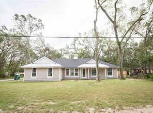 904 Queen Rd, Saint Augustine, FL 32086