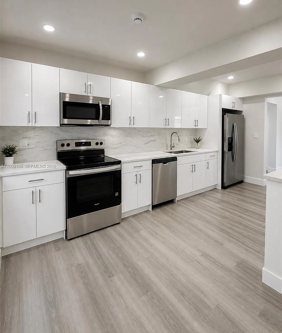 4 bed, 1692 sqft, $35,000 — Photo 4