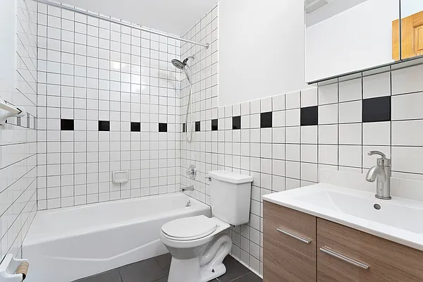 Rented by Corcoran | media 18