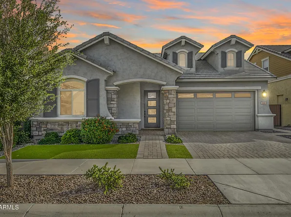 2661 S OLYMPIC Drive, Gilbert, AZ 85295