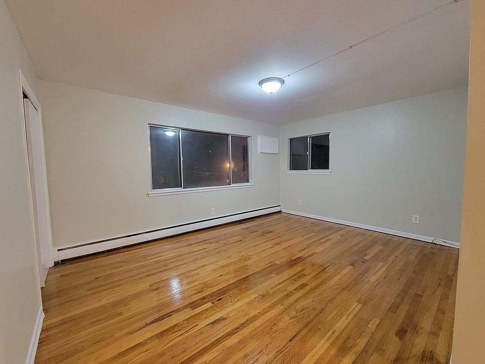 2nd image of 93 Mount Vernon Ave #2E