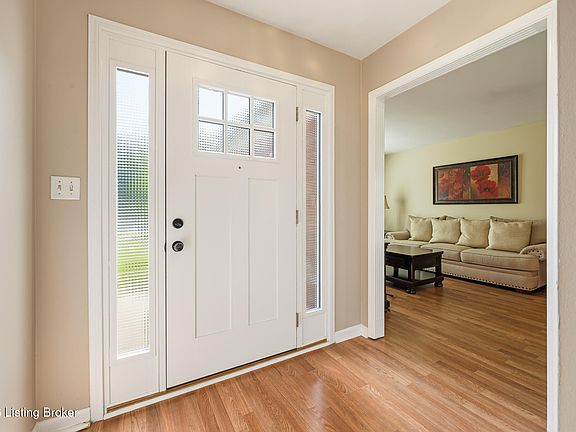 5th image of 7016 Chippenham Rd