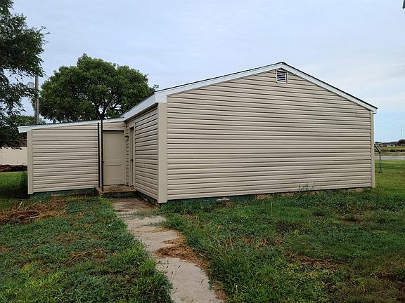 3rd image of 318 N Fairview Ave