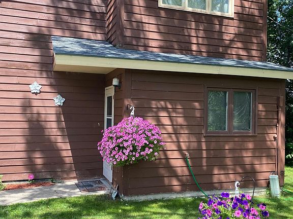 2nd image of 155 D Elm Dr