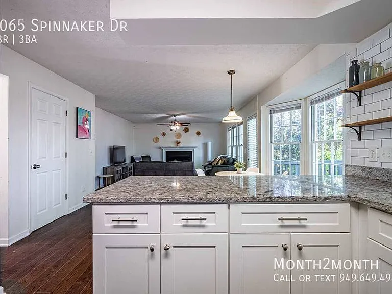 4065 Spinnaker Dr — Photo 12