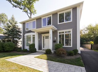 1105 Springfield Ave, Deerfield, IL 60015