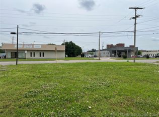 103 S Osage Ave, Bartlesville, OK 74003