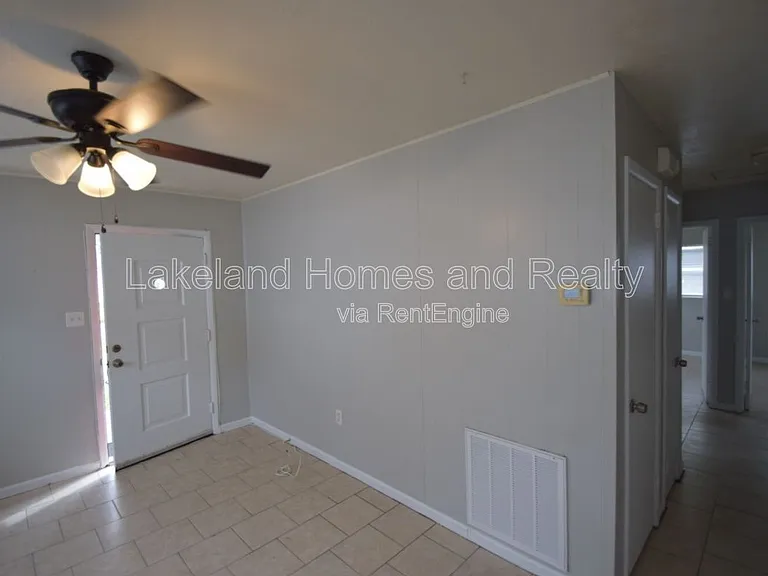 1213 W Patterson St — Photo 7