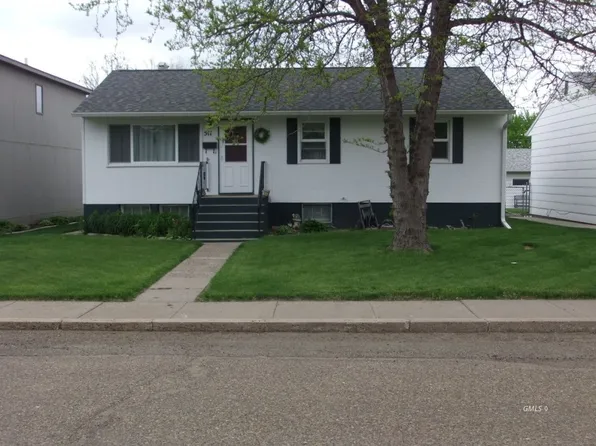 511 N Taylor Ave, Glendive, MT 59330