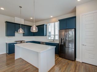 2812 Grand Fountains Dr #I, Houston, TX 77054