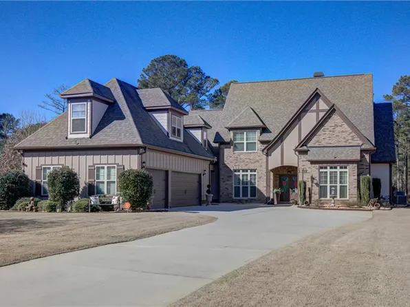 65 Fox Hall Xing W, Senoia, GA 30276