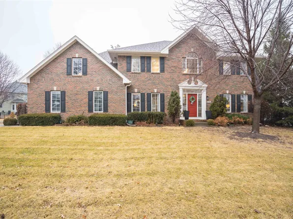 8147 Durham Cir, Johnston, IA 50131