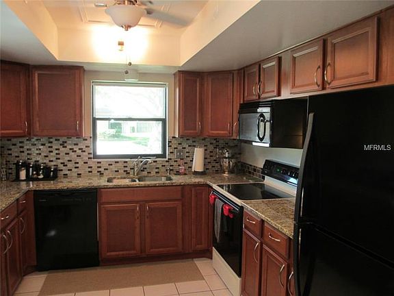 2nd image of 4629 Oak Hill Dr
