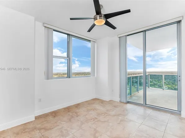 2641 N Flamingo Rd, Fort Lauderdale, FL