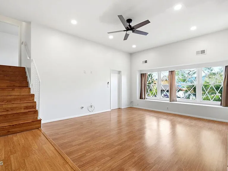 3153 Orange Ave — Photo 22