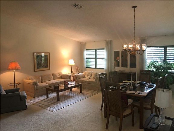 3rd image of 3646 Glen Oaks Manor Dr