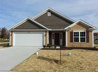 27266 Emerald Oval N, Olmsted Twp, OH 44138
