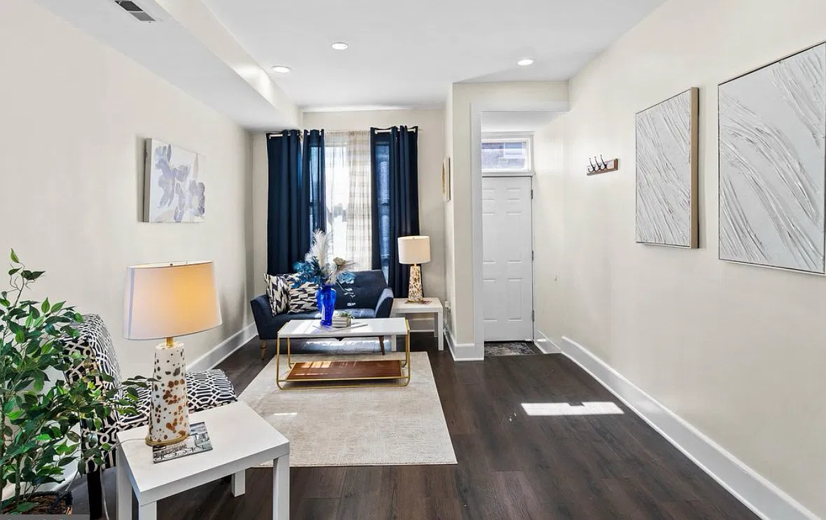 2 bed, 1.5 bath, 1477 sqft, $1,700 — Photo 3