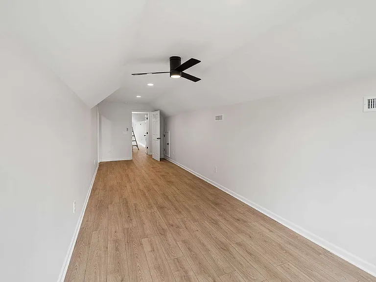 112 Juniper Dr — Photo 18