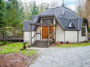 3971 S East Camano Dr, Camano Island, WA 98282