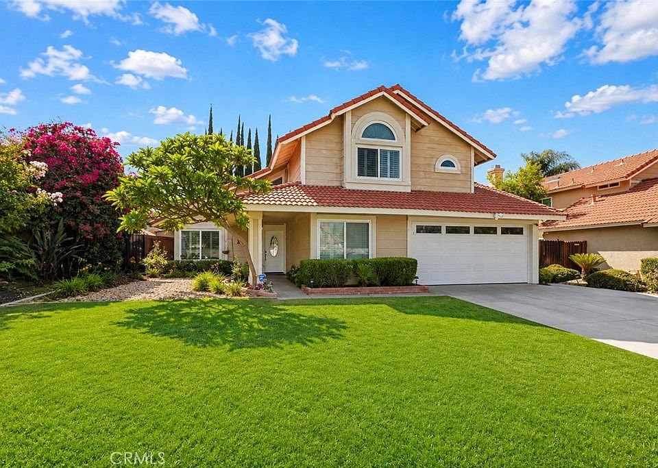 1st image of 1613 Deanna Way
