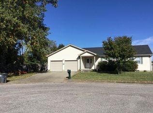3000 Lowe Ln, Evansville, IN 47714