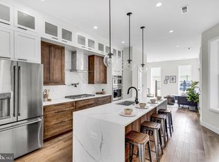 142 R St NE #A, Washington, DC 20002