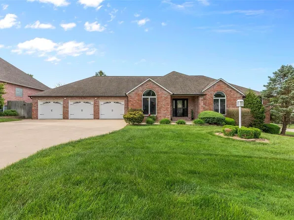 1749 W Point Pl, Cape Girardeau, MO 63701
