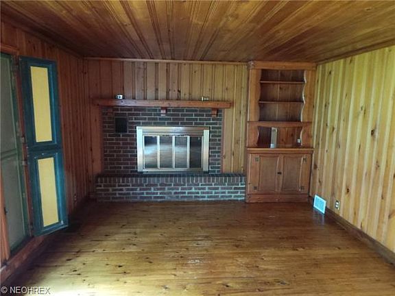 5th image of 232 Bradway St
