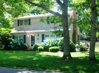 151 Greenwood Ave, Hyannis, MA 02601