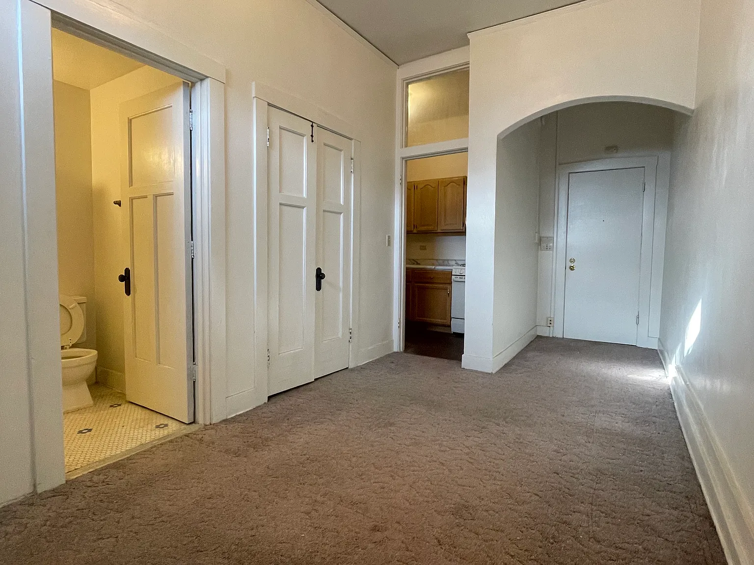 536 North Ave — Photo 2