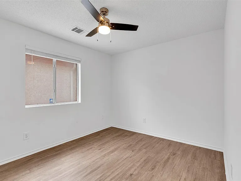 20820 Jumpers Delight Ln — Photo 22