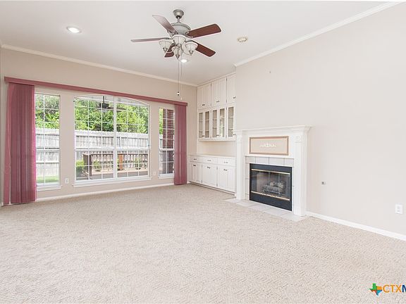 3rd image of 2308 Pin Oak Dr