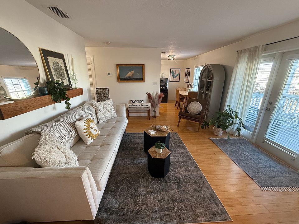 1st image of 5162 Salmon Dr SE #C