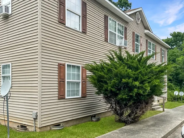 1121 Jackson St #C, Burlington, NC 27217