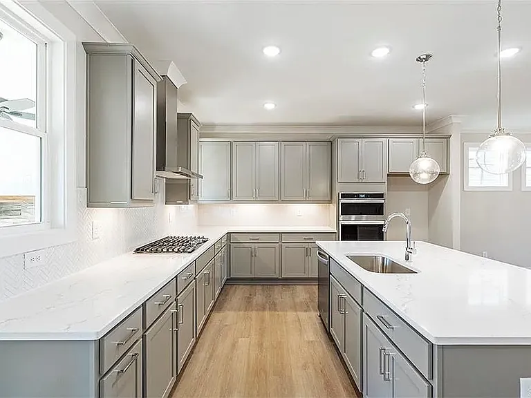 160 Palm St — Photo 18