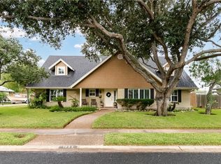 1005 Karnak Dr, Corpus Christi, TX 78412