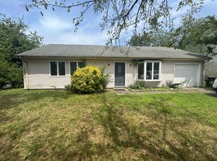 90 Village Dr, Barnegat, NJ 08005