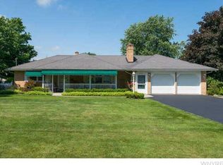 6100 Scherff Rd, Orchard Park, NY 14127