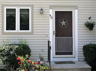 40 Fairway Dr, Coventry, RI 02816