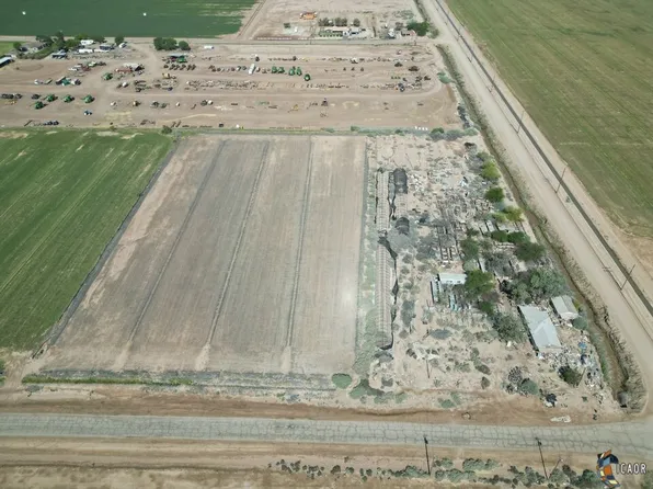 28 W Young Rd, Calipatria, CA 92233