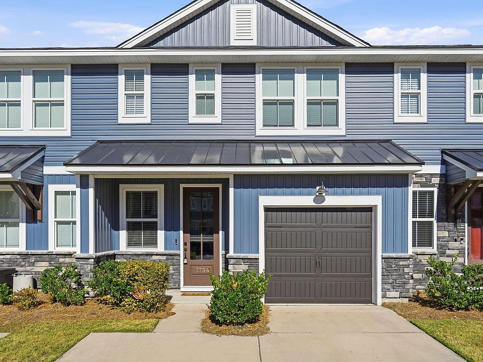 1st image of 7734 Park Gate Dr